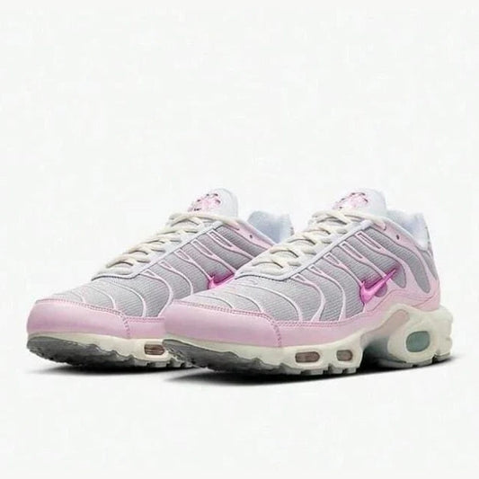 Women's Air Max Plus Running Sneaker