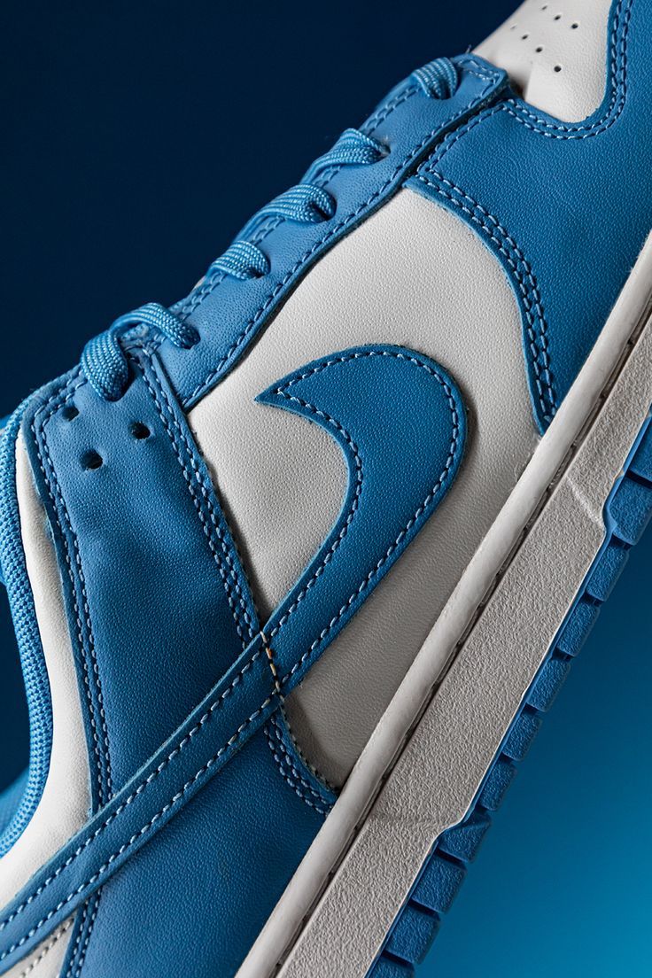 Dunk Low (University Blue)