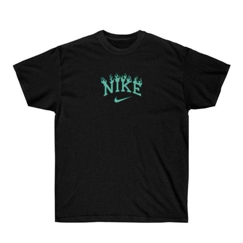 Minimalist Tee - Clean Streetwear Fit
