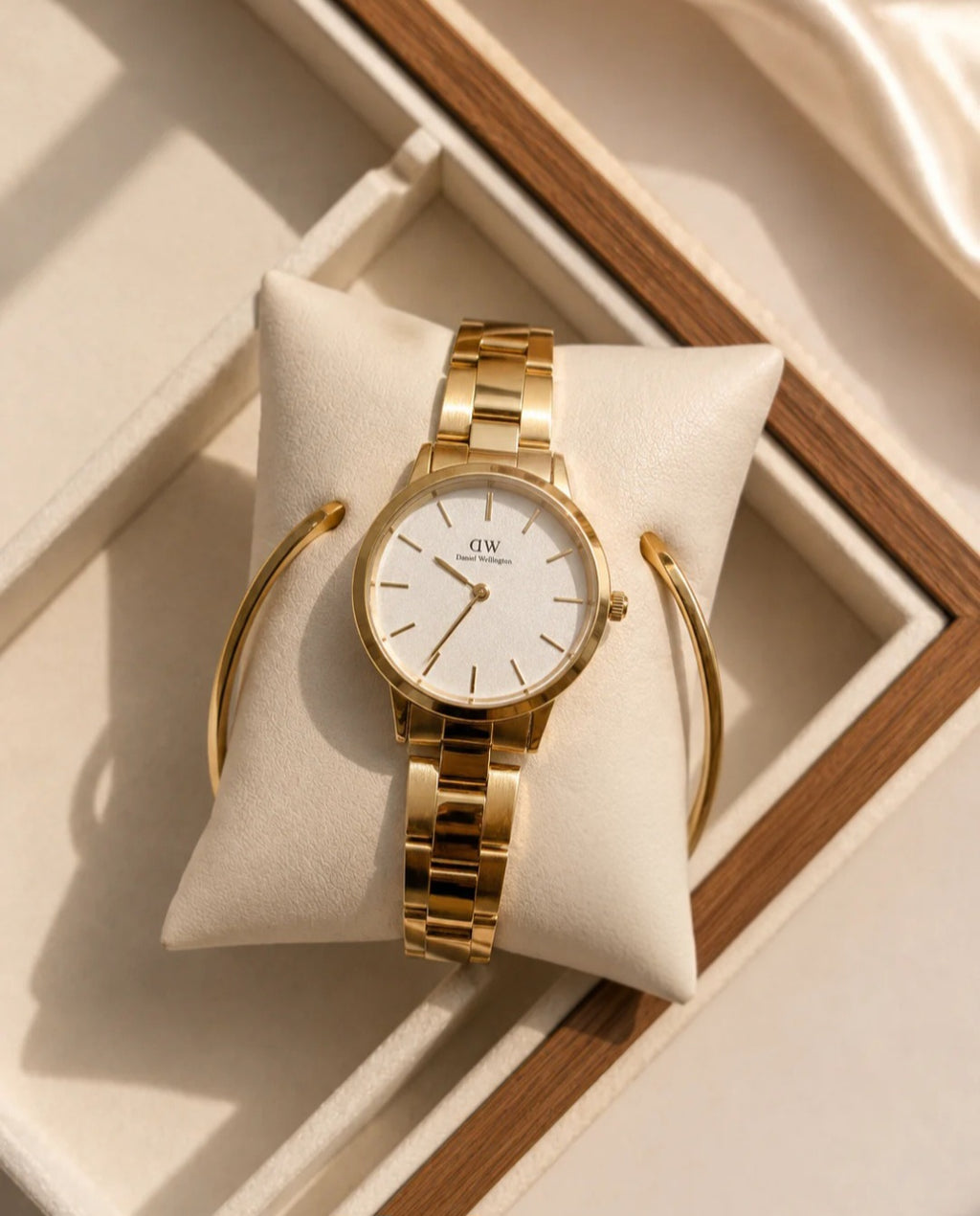 Luxury 2-Piece Watch & Jewellery Set