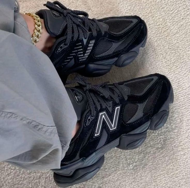 NB 9060_Black